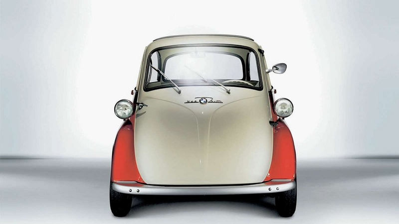 Illustration for article titled The Ten Worst Small Cars For Big People